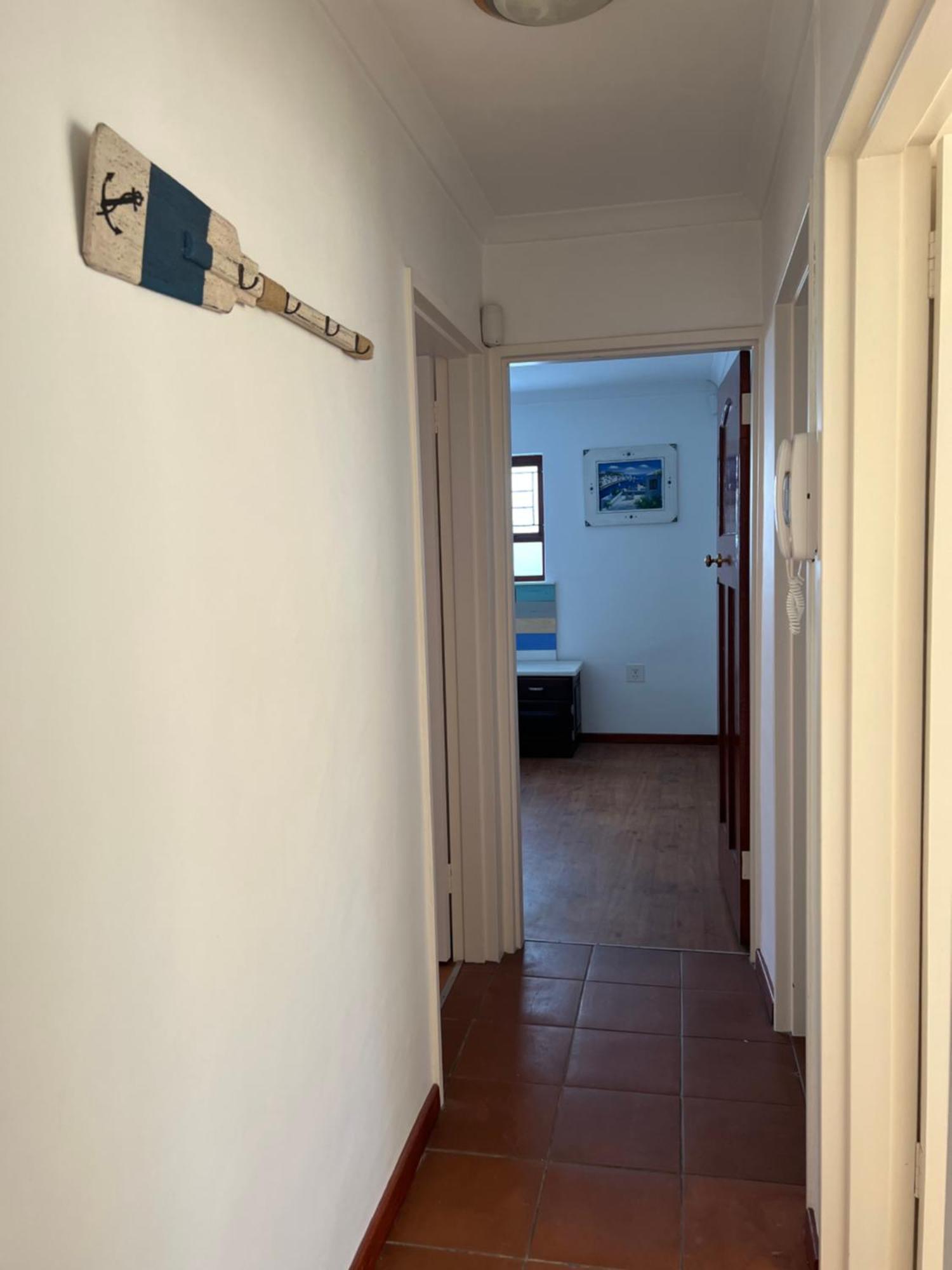 Coastal House: 3br+private Entrance+self Catering