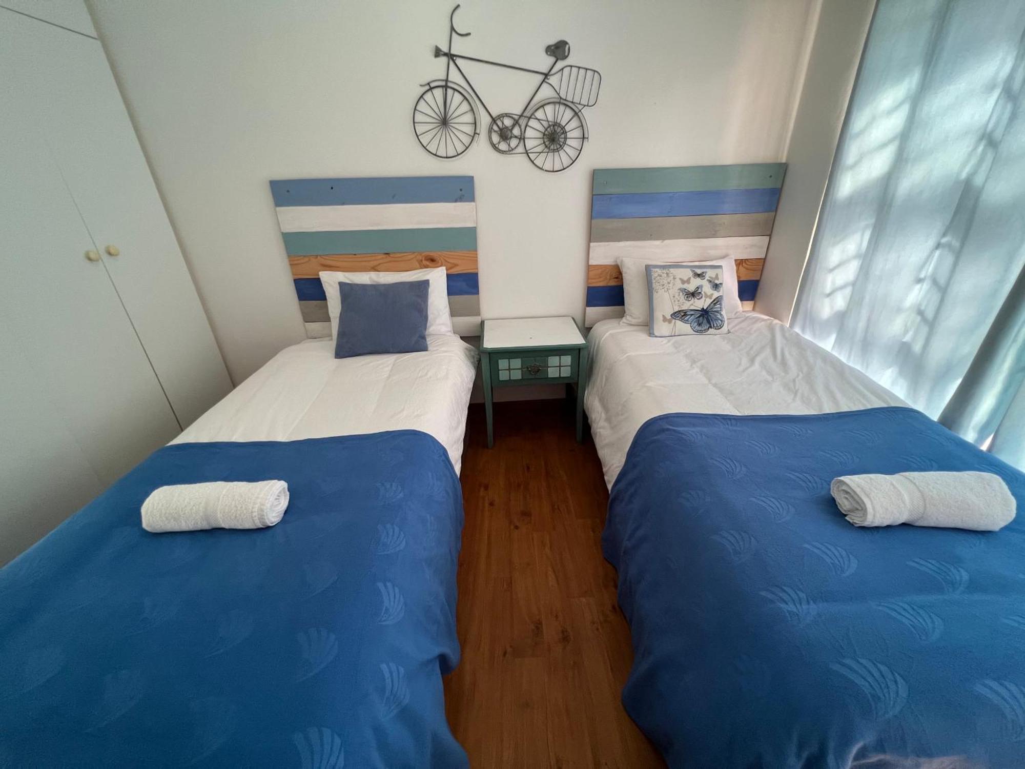 Coastal House: 3br+private Entrance+self Catering Holiday home